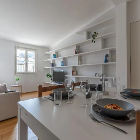 Lägenhet The Rent - Lovely One-bedroom In Moscova